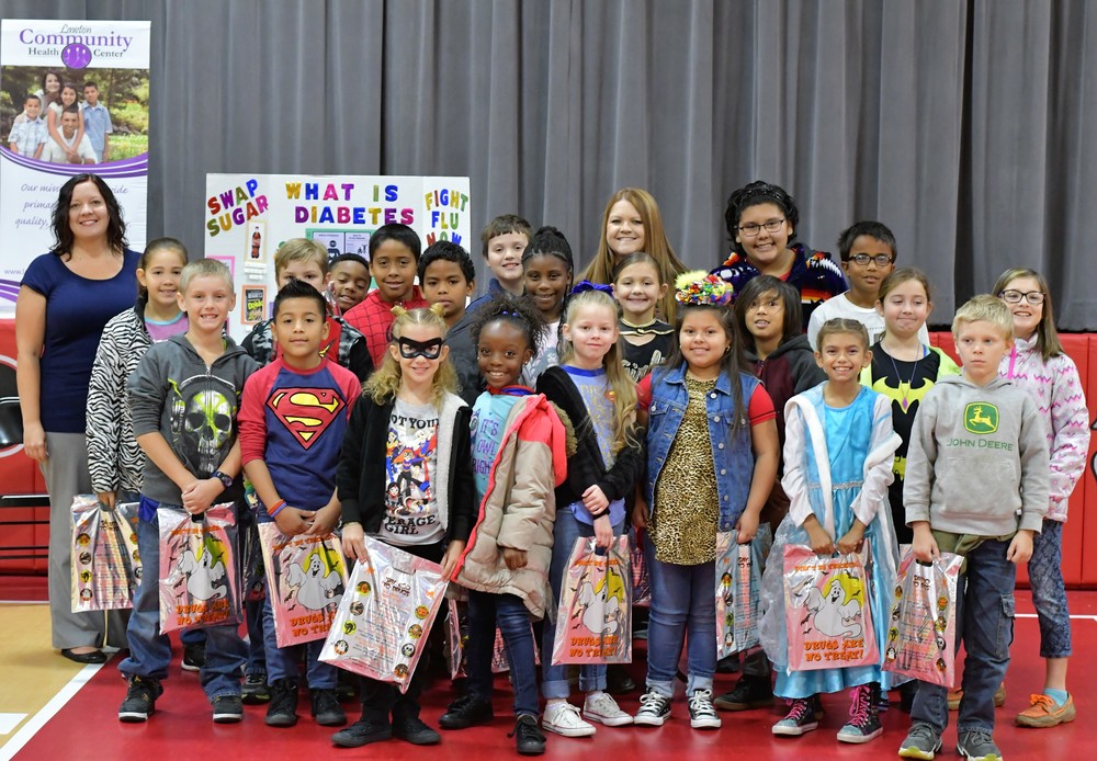 BULLDOGS GO TO THE HEALTH FAIR!