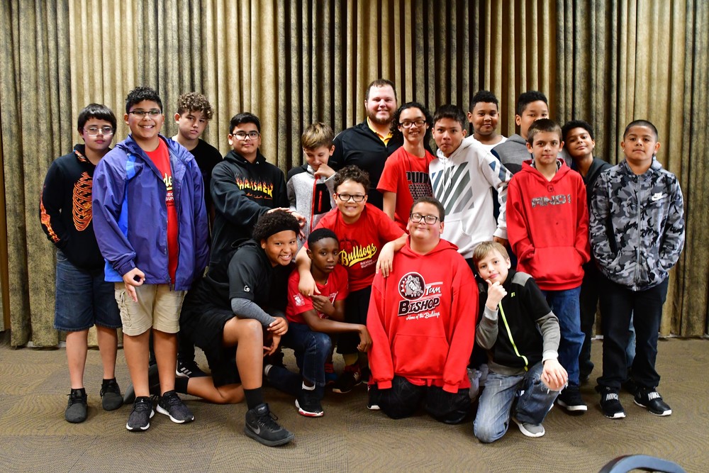 SIXTH GRADERS VISIT CAMERON UNIVERSITY