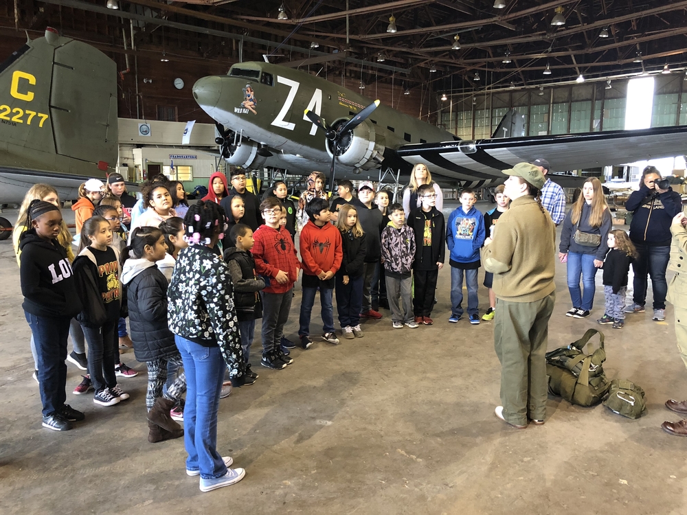BULLDOGS LEARNING ABOUT WORLD WAR II